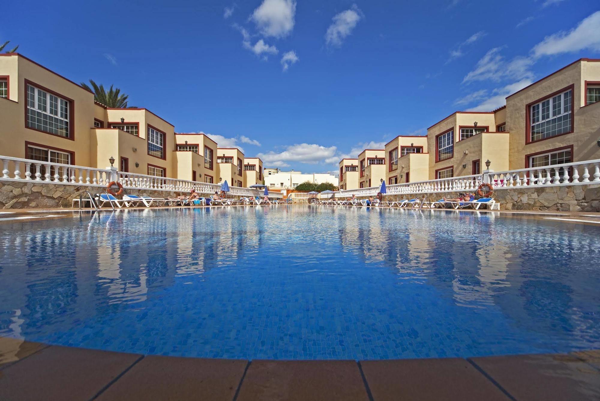 Apartamentos Maxorata Beach Коральео Экстерьер фото