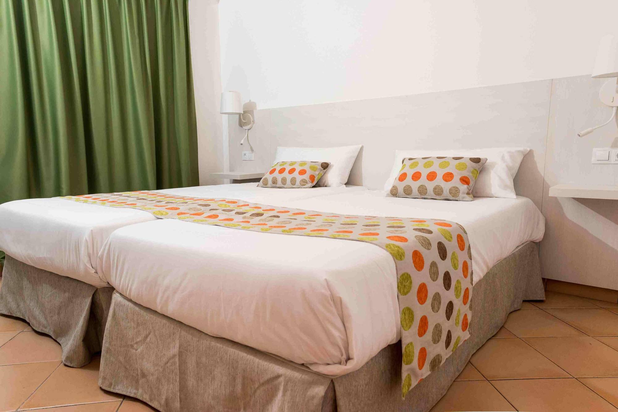 Apartamentos Maxorata Beach Коральео Экстерьер фото